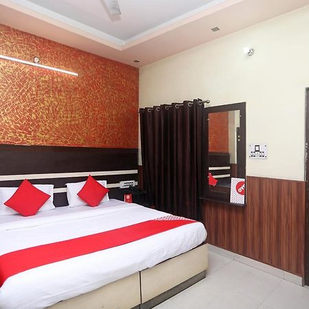 Vaccinated Staff- Oyo 18541 Hotel Haridev Roorkee Exterior photo